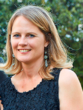 Sarah Frei, Brillantmont International School