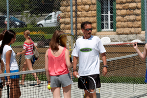 brillantmont tennis outside