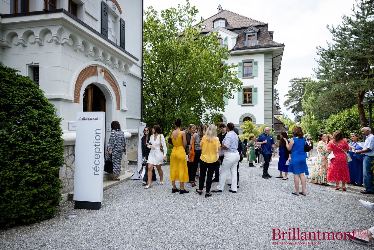 11 Celebración del 140º 2023 - Brillantmont International School Lausanne Suiza Grande