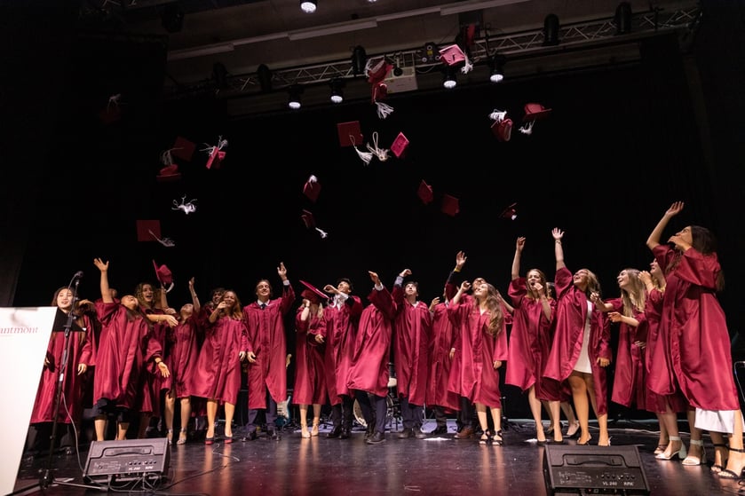 BM graduate2023-107 Large