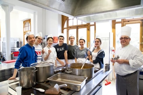 Cooking class in Brillantmont school